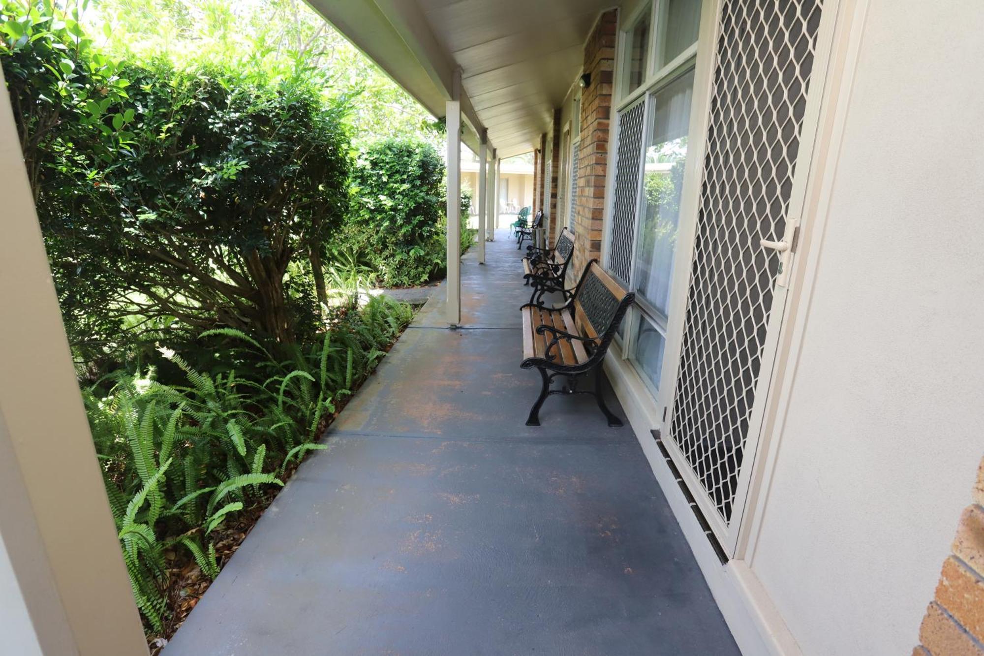 Sleepy Hill Motor Inn Raymond Terrace Exterior photo
